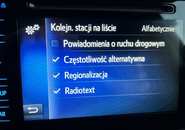 Toyota Auris cena 65900 przebieg: 53000, rok produkcji 2017 z Turek małe 781